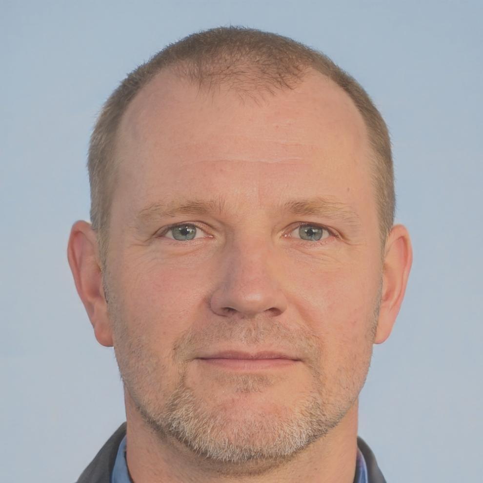 Portraitfoto von Leander Seidl, Gründer und Finanzberater bei nivapexlo